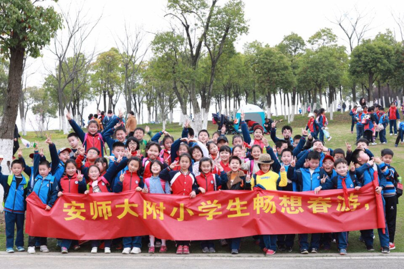 三年级4.jpg