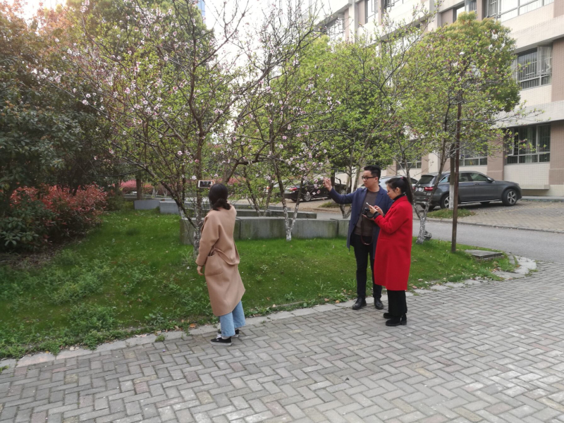 4 张顺指导拍摄.jpg